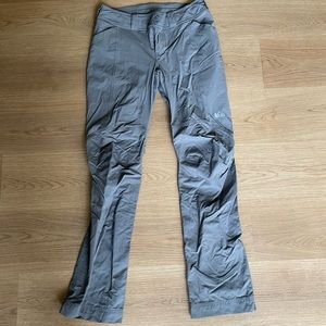 REÍ hiking pants straight legs